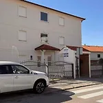 16 Apartament