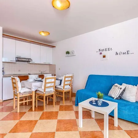 16 Crikvenica