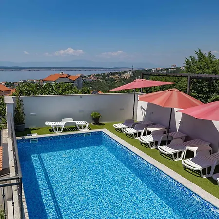 16 * Crikvenica